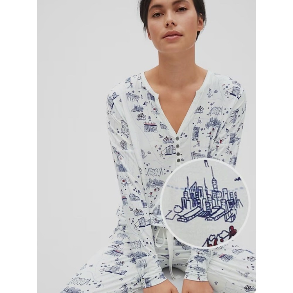 Gap Winter Cityscape Modal Pajama Set NYC Print Henley Joggers Large